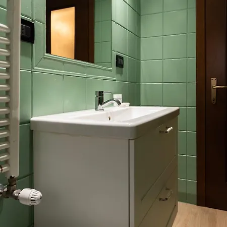 Apartamento Youhosty - Confalonieri 21 Milán